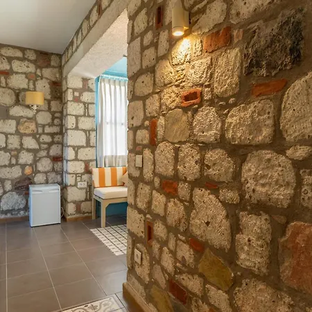 Igdelihan Unique Otel 2*