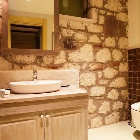 מלון Igdelihan Unique 2*